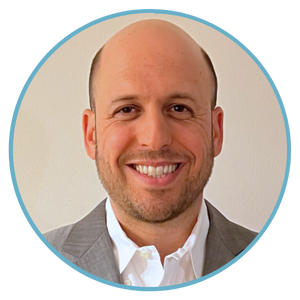 Headshot of Josh Schwartz